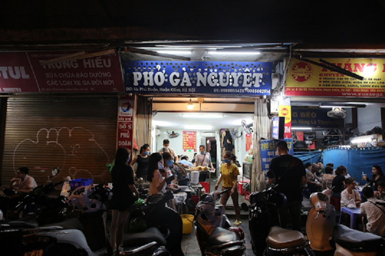 Top các quán Phở đêm tại Hà Nội, thơm ngon, nức tiếng Hà Nội