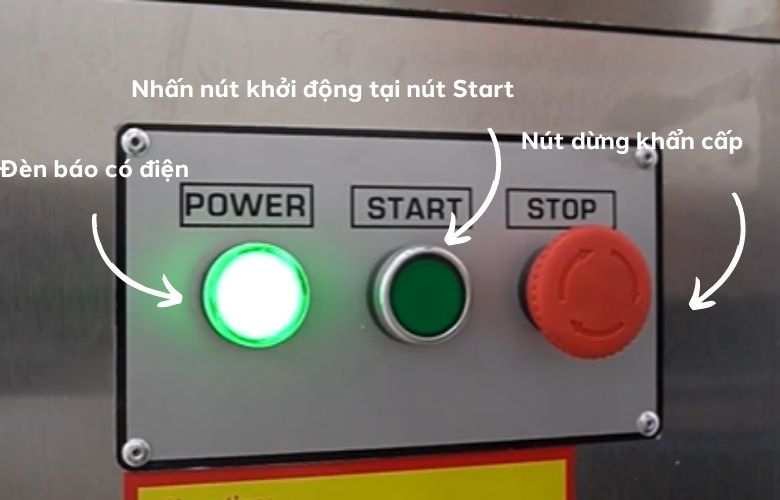 Hệ thống công tắc tại máy xay đùn thịt