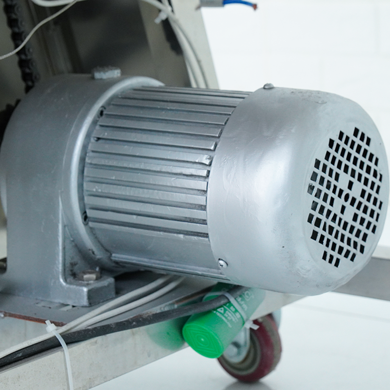 dưới-ava1 duoi ava1