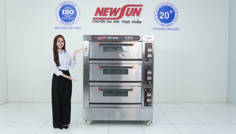 Thực tế lò nướng bánh NEWSUN 3 tầng 6 khay XYF-3KA-T
