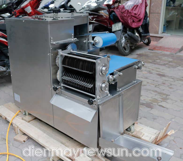 Hình ảnh thực tế máy cắt thịt sống NS-XR-QD600 