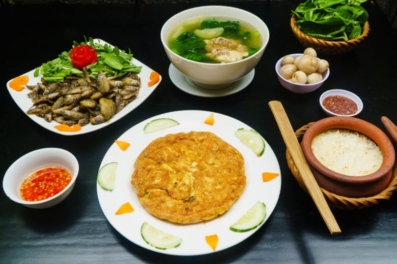 Nhà hàng cơm niêu Trúc Lâm Viên - Quán cơm ngon Đà Nẵng