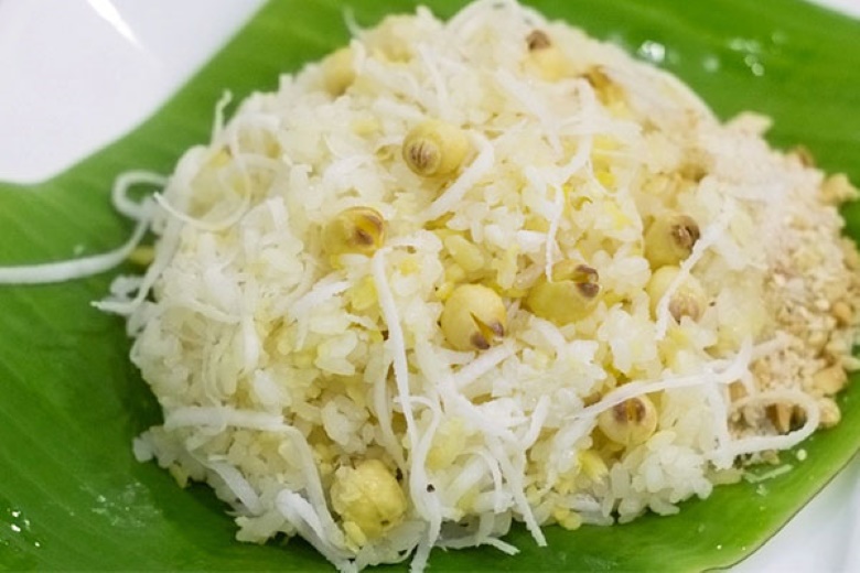 Cách nấu xôi đậu xanh hạt sen nước cốt dừa