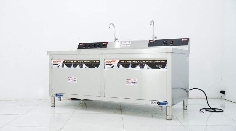 Tìm hiểu về tính năng, ưu điểm và ứng dụng của máy rửa bát siêu âm