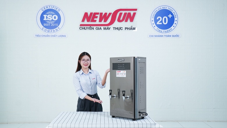 Máy đun nước nóng F1-BS60 có thể đặt bàn hoặc sử dụng chân đứng riêng Máy đun nước nóng F1-BS60 có thể đặt bàn hoặc sử dụng chân đứng riêng