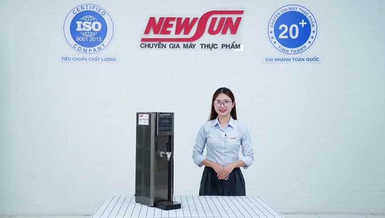Kiểu dáng nhỏ gọn, phù hợp đặt bàn sử dụng Kiểu dáng nhỏ gọn, phù hợp đặt bàn sử dụng
