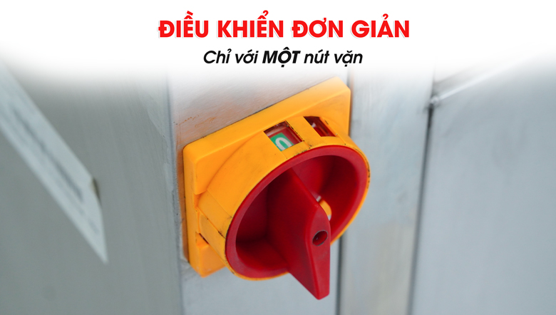 Chỉ cần xoay nút vặn là có thể khởi động máy