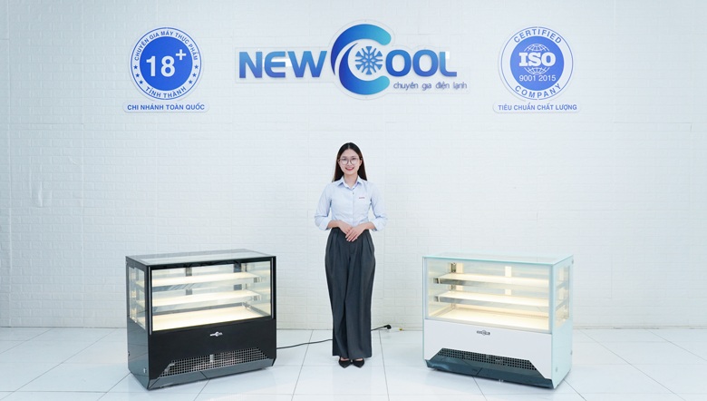 Tủ bánh kem 3 tầng 90cm M90 có 2 màu đá trắng/đen
