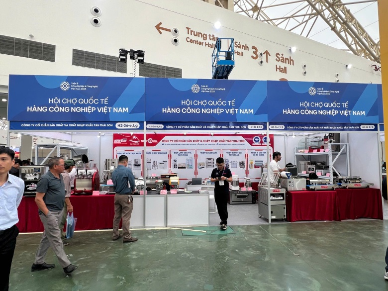 Gian hàng Điện máy NEWSUN tại Hội chợ Quốc tế Hàng Công nghiệp Việt Nam VIIF 2025 Gian hàng Điện máy NEWSUN tại Hội chợ Quốc tế Hàng Công nghiệp Việt Nam VIIF 2025