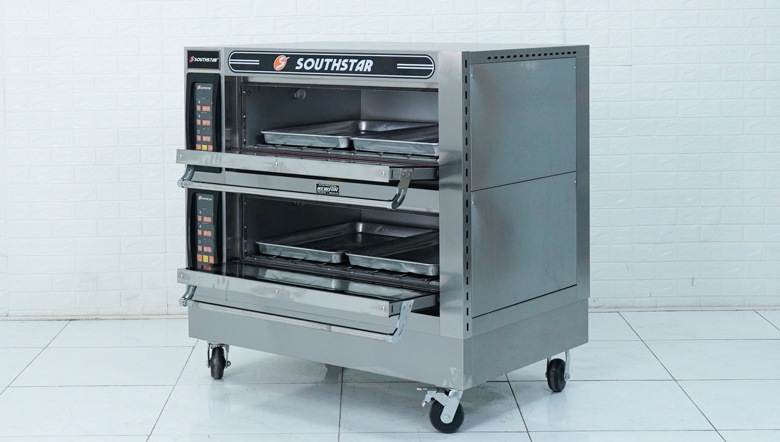 2 khoang nướng rộng rãi, xếp vừa 4 khay 400x600mm 2 khoang nướng rộng rãi, xếp vừa 4 khay 400x600mm