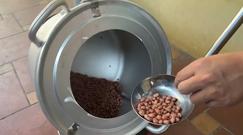 máy rang lạc bằng điện