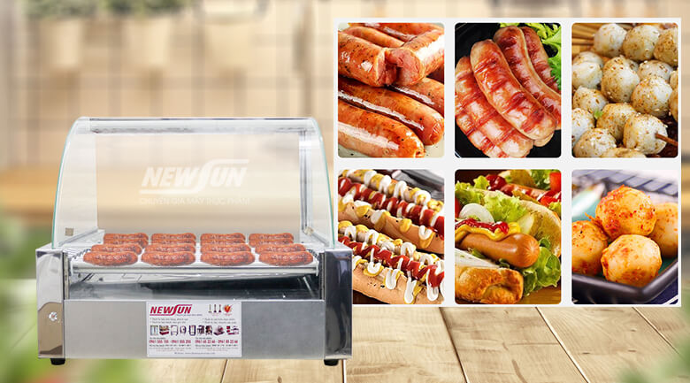 Sắp xếp xúc xích, lạp xưởng lên các thanh lăn