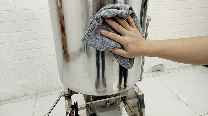 Vệ sinh máy xay đa năng