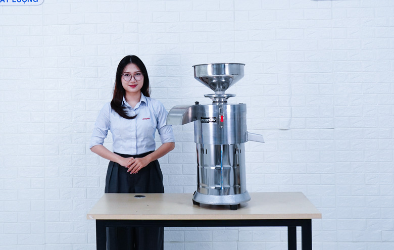 Máy xay đậu nành tách bã sở hữu thiết kế gọn gàng, không chiếm nhiều diện tích