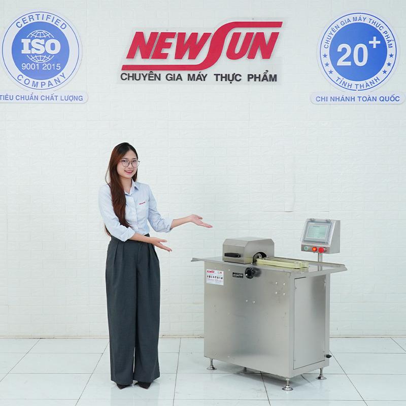 NEWSUN – Đơn vị cung cấp máy buộc chỉ xúc xích tự động uy tín, chính hãng