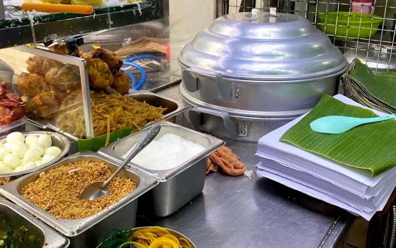 Tiệm xôi nhỏ và vừa