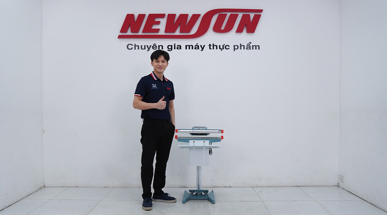 Máy hàn miệng túi dập chân