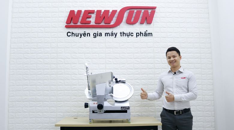 Thoa một lớp dầu bảo quan lên máy khi không sử dụng lâu ngày 