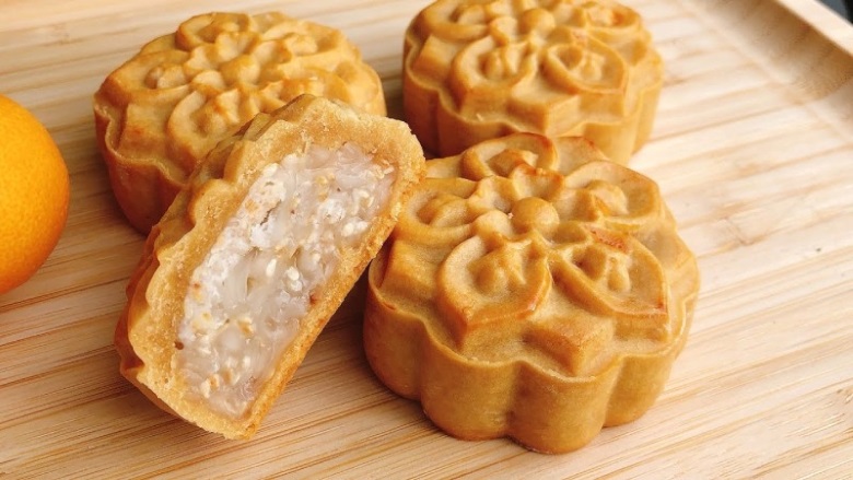 Bánh trung thu nhân dừa