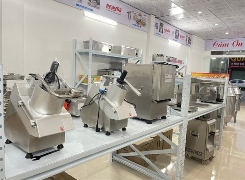 Máy cắt rau củ có thực sự cần thiết cho quán ăn, nhà hàng? 