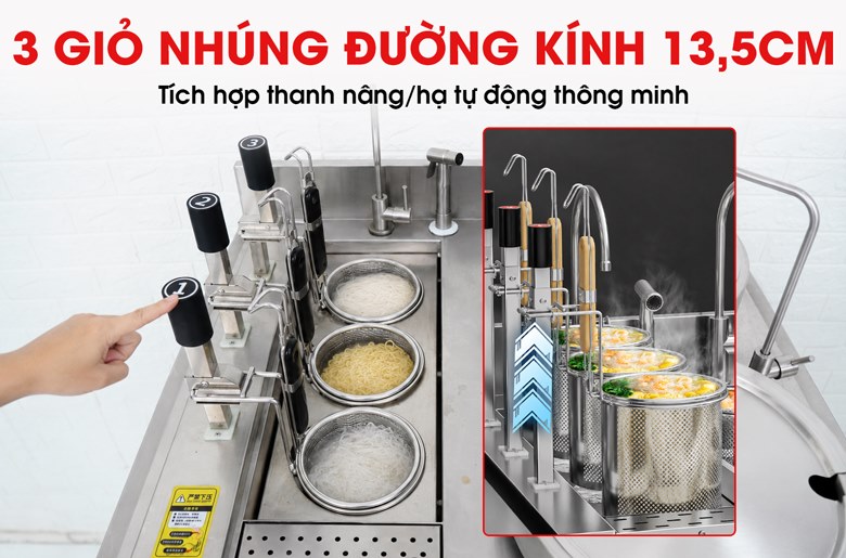 Máy được trang bị ba giỏ nhúng đường kính khoảng 13,5 cm,