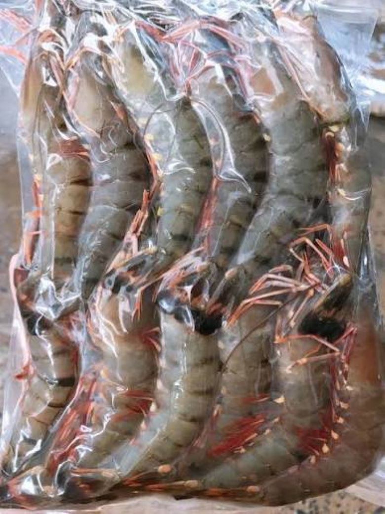 Hút chân không tôm tươi 